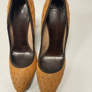 Giuseppe Zanotti Tan Ostrich-Effect Pointed Toe Pumps with Black Trim